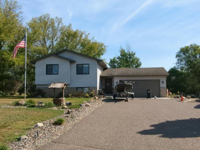 House for sale in North Branch, Minnesota