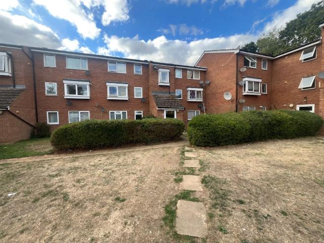 Apartment for rent in London Borough of Hillingdon, Greater London