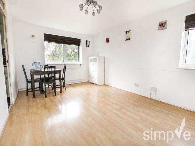 Apartment for rent in Hayes, Greater London