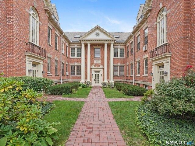 Condo for sale in Whitney Avenue Historic District, New Haven