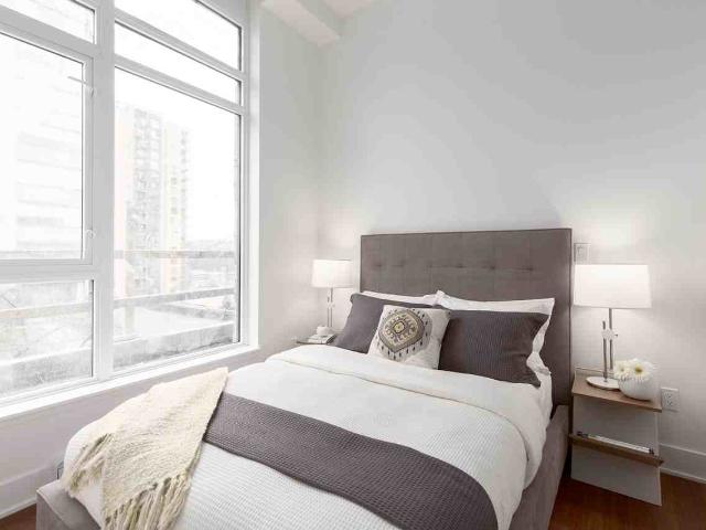Apartment for rent in Cariboo, Coquitlam