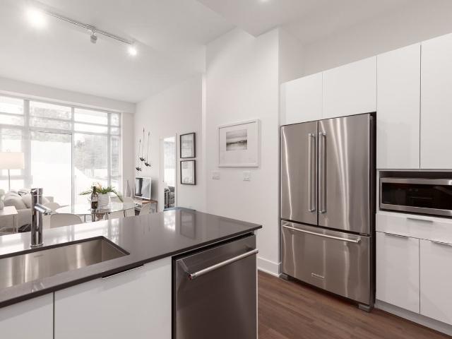 Apartment for rent in Cariboo, Coquitlam