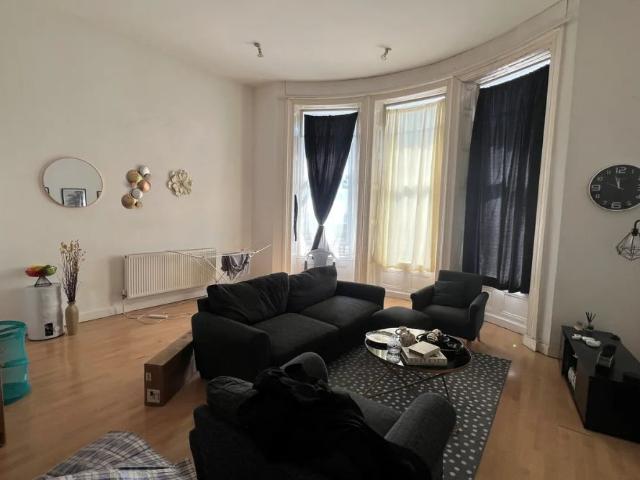 Apartment for rent in Bohemia, Guestling Green