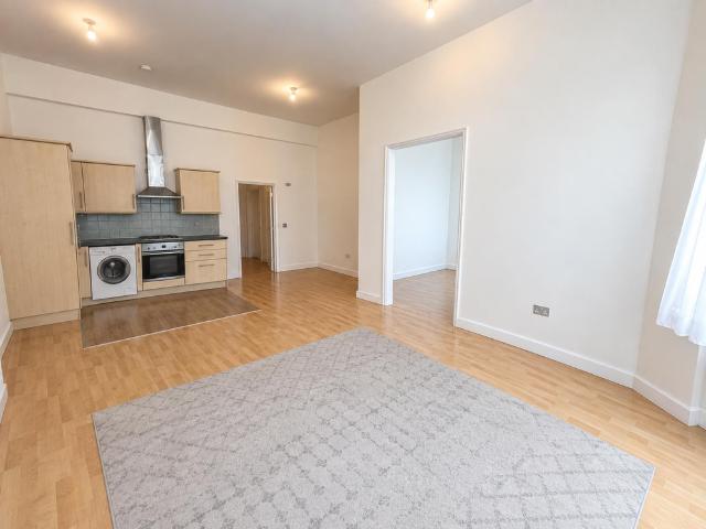 Apartment for rent in Bohemia, Guestling Green