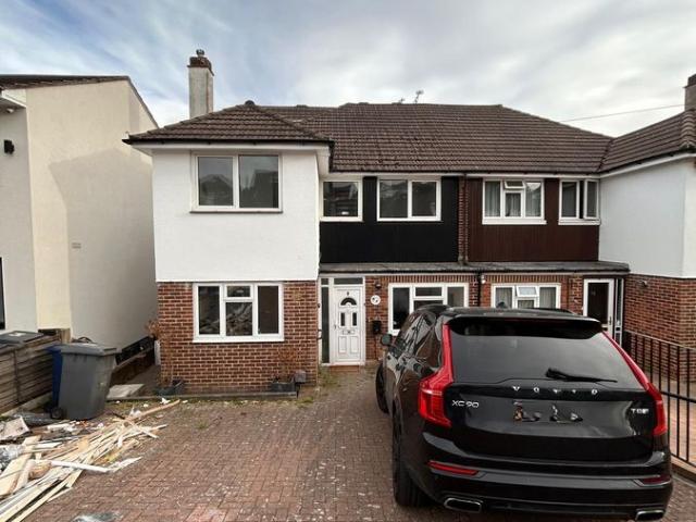 House for rent in New Barnet, Greater London