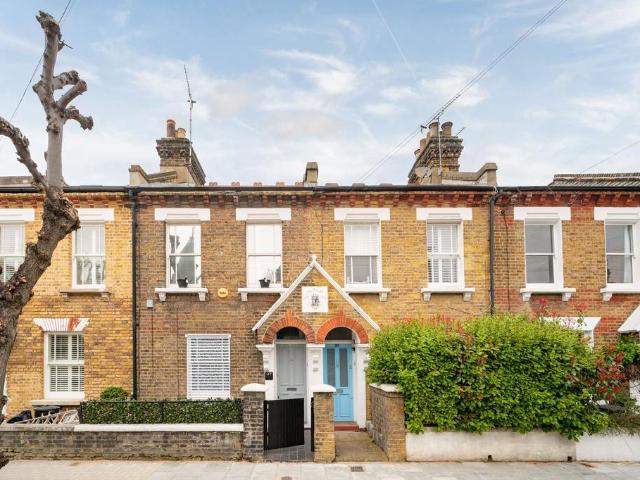 House for rent in Clapham Junction, Greater London