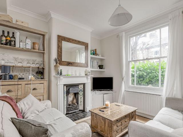 House for rent in Clapham Junction, Greater London