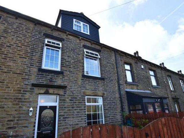 House for sale in Halifax, West Yorkshire