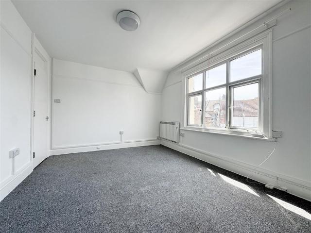Apartment for rent in Central, Heathlands