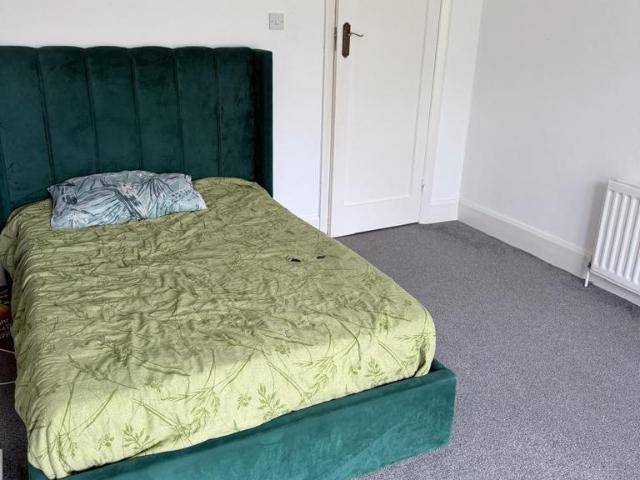 House for rent in London Borough of Croydon, Greater London