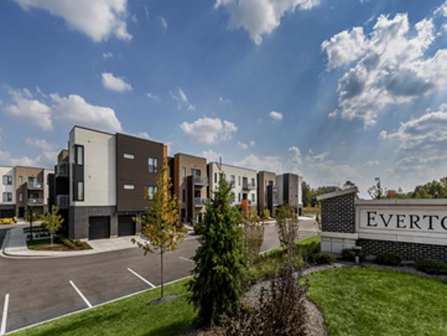 Apartment for rent in Warrenville