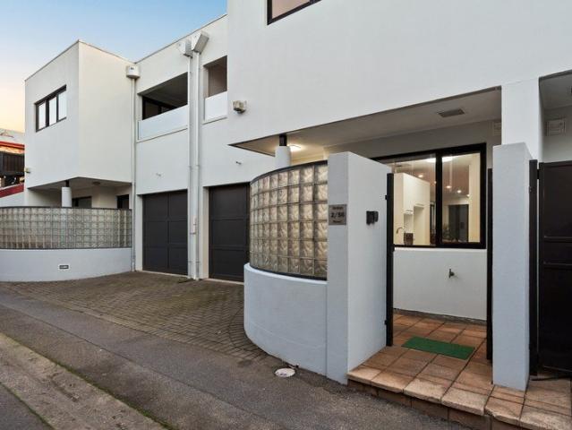 Townhouse for sale in Horseshoe Creek, South Australia