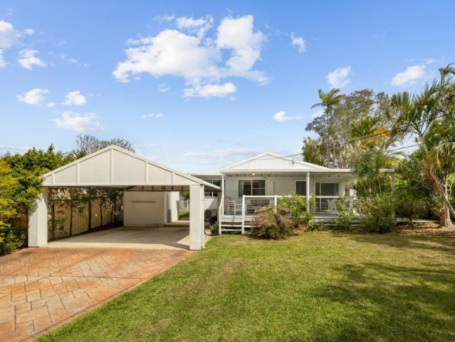 House for sale in Lota, Greater Brisbane