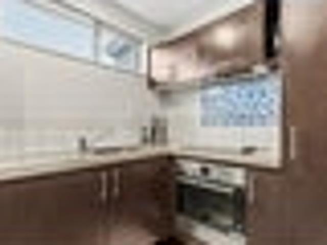 Apartment for sale in Heathcote, Canterbury