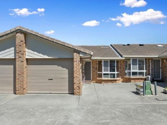 Townhouse for sale in Toombul, Queensland