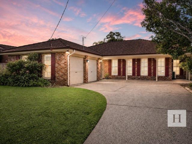 House for sale in Lake Haven, New South Wales