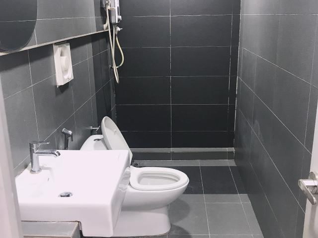 Room for rent in Petaling, Alam Impian