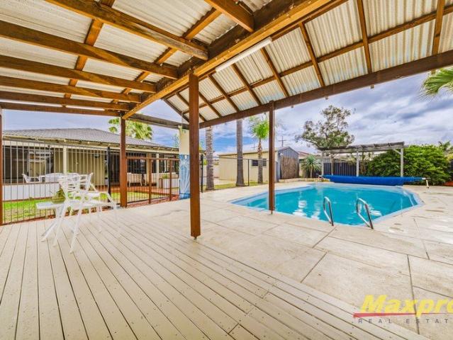 House for sale in Lynwood, Western Australia