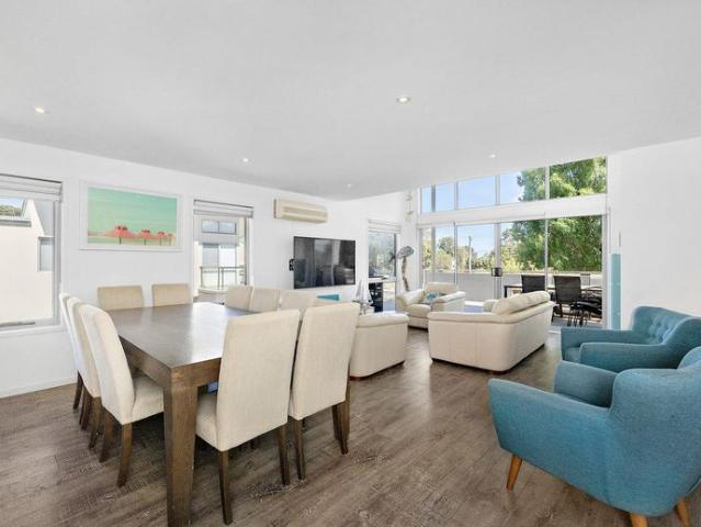 Townhouse for rent in Camerons Creek, Victoria