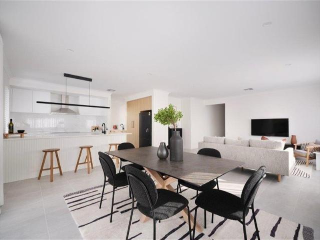 Cottage for sale in Midvale, Western Australia