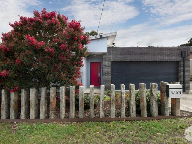 Townhouse for sale in Ballarat, Victoria