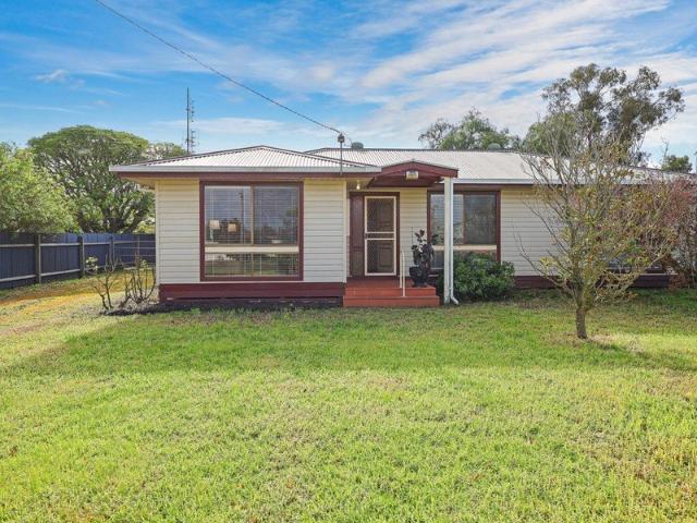 House for sale in Mortlake, Victoria