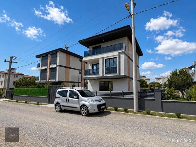 Marmaraereğlisi, Tekirdağ içerisinde satılık Villa