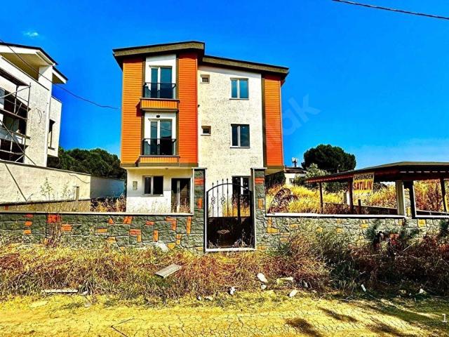Marmaraereğlisi, Tekirdağ içerisinde satılık Villa