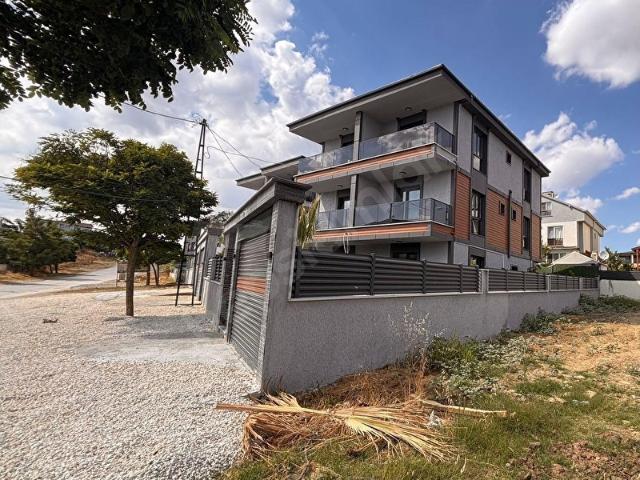 Yeniçiftlik Mahallesi, Marmaraereğlisi içerisinde satılık Villa