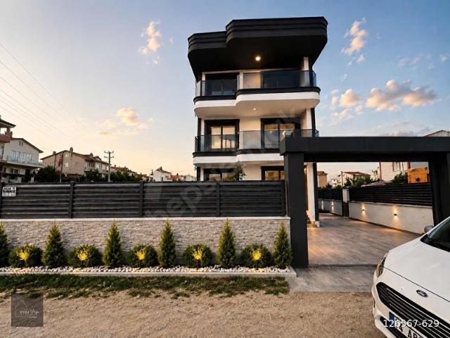 Marmaraereğlisi, Tekirdağ içerisinde satılık Villa