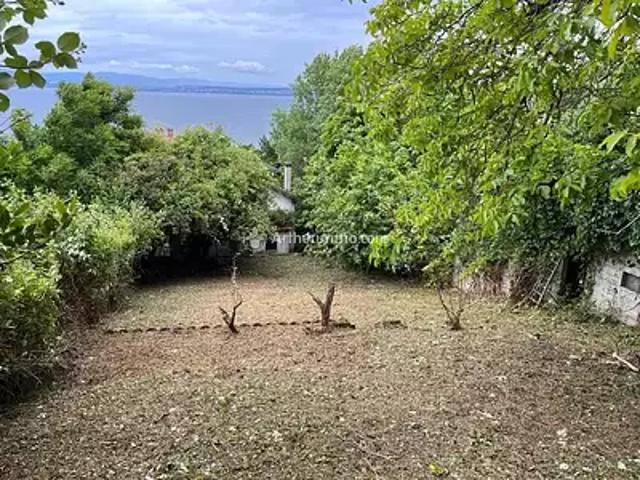 Terrain vente à Évian-les-Bains, Haute-Savoie