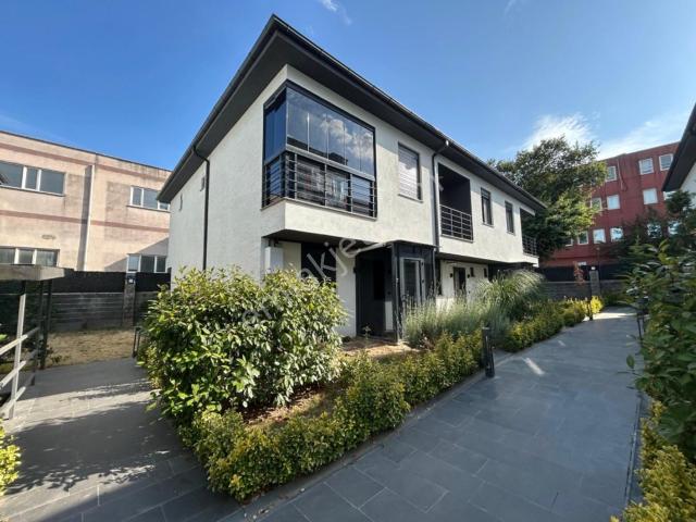 Sancaktepe, İstanbul içerisinde satılık Villa