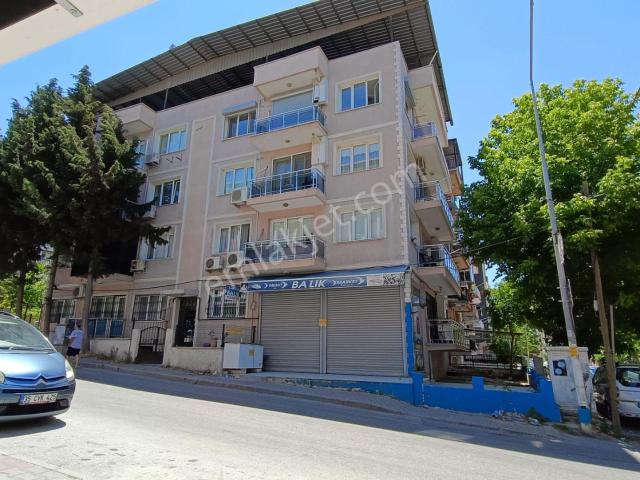 Buca, İzmir içerisinde satılık mülk