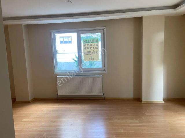 İnönü Mahallesi, Ataşehir içerisinde kiralık mülk