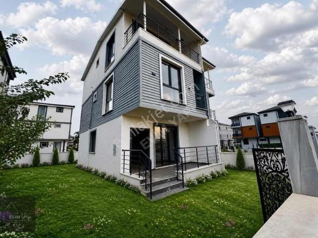 Marmaraereğlisi, Tekirdağ içerisinde satılık Villa