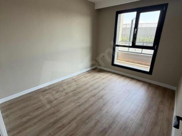 Cumhuriyet Mahallesi, Yenimahalle içerisinde satılık mülk