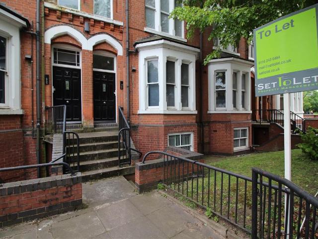 Apartment for rent in Highfields, Old Wharf