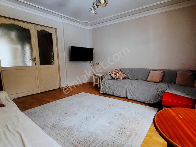 Bornova, İzmir içerisinde satılık mülk