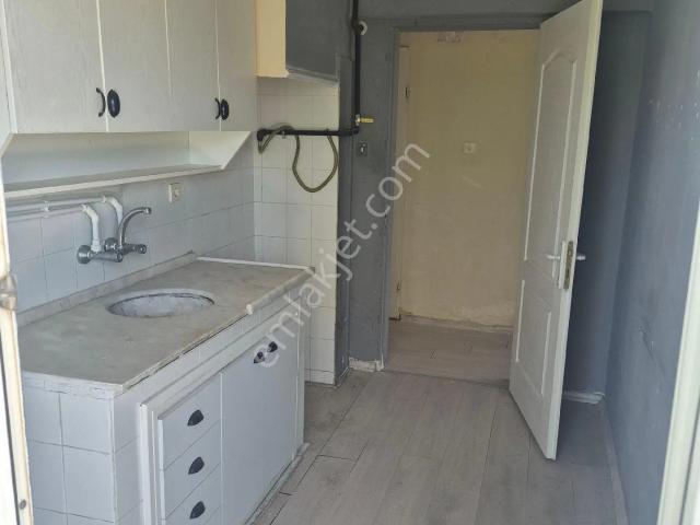 Bornova, İzmir içerisinde kiralık mülk