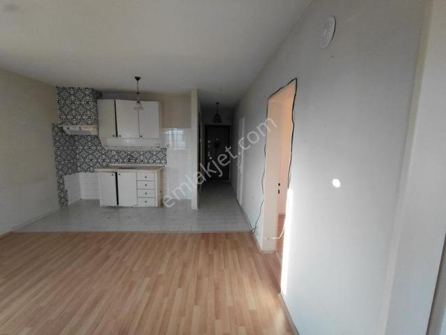 Evka-5 Mahallesi, Çiğli içerisinde kiralık mülk