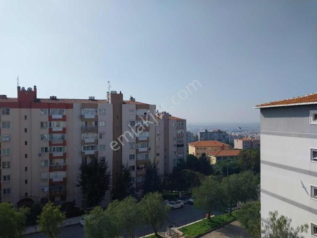 Ahmet Taner Kışlalı Mahallesi, Çiğli içerisinde kiralık mülk