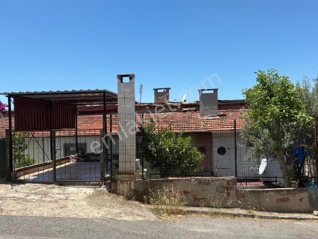 Çiğli, İzmir içerisinde satılık Villa