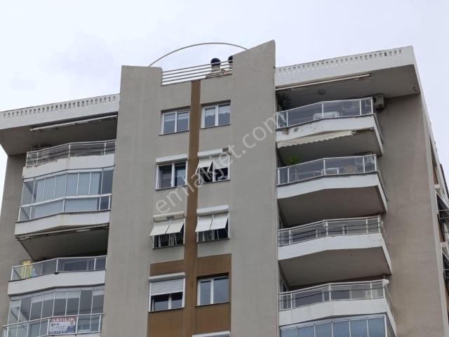 Bornova, İzmir içerisinde satılık mülk