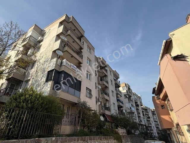 Evka 3 Mahallesi, Bornova içerisinde satılık mülk