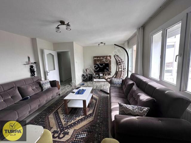 Bornova, İzmir içerisinde satılık mülk