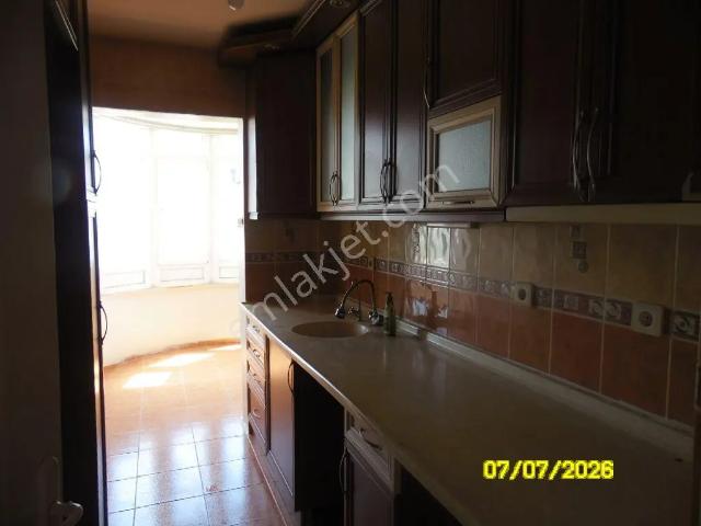 Bornova, İzmir içerisinde kiralık mülk