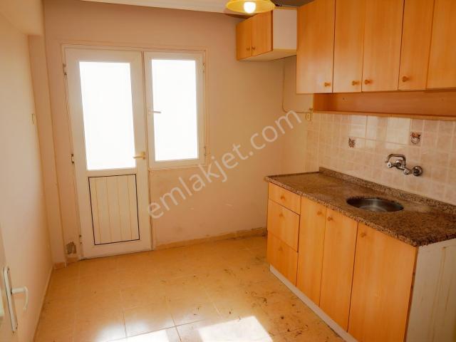 Çiğli, İzmir içerisinde kiralık mülk