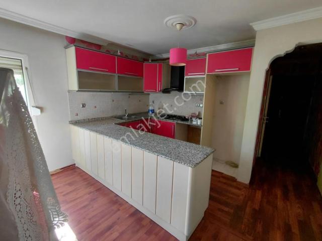 Çiğli, İzmir içerisinde kiralık mülk