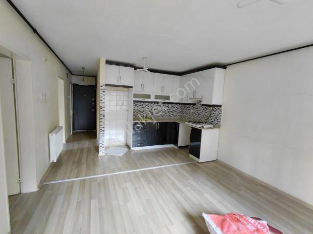 Çiğli, İzmir içerisinde kiralık mülk