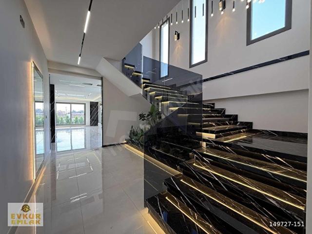 Bayramhacılı, Sarıçam içerisinde satılık Villa
